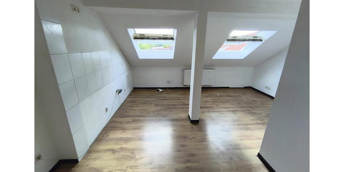 Dachgeschoßwohnung Paderborn - 2 Zimmer, 38 m&sup2;, 490&euro; | Angebot:26656166