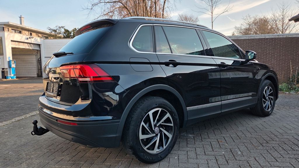 VW Tiguan 50.000 km 22.500 &euro; Salzkotten 33154