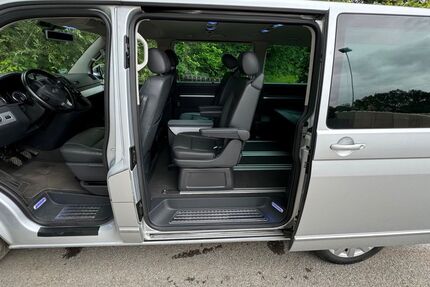 VW T5 Multivan 210.000 km 15.850 &euro; Delbrück 33129
