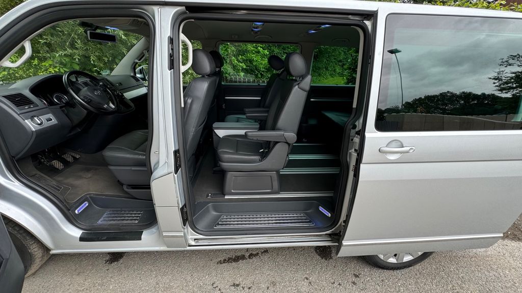 VW T5 Multivan 210.000 km 15.850 &euro; Delbrück 33129