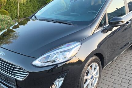 Ford Fiesta 43.350 km 10.960 &euro; Bad-Sassendorf 59505
