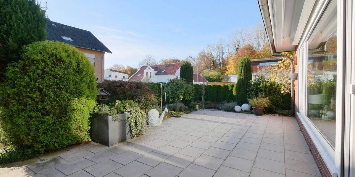 Bungalow Paderborn Kernstadt - 3 Zimmer, 126 m&sup2;, 849.000&euro; | Angebot:25736019