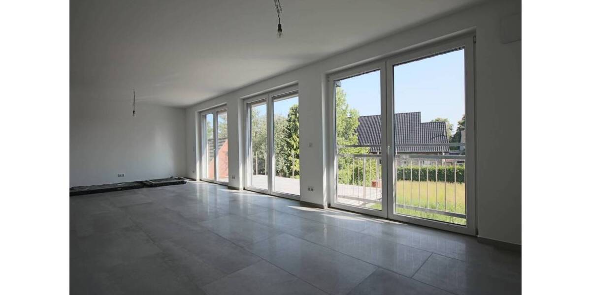 Etagenwohnung Ennigerloh - 6 Zimmer, 147 m&sup2;, 1.450&euro; | Angebot:25957321