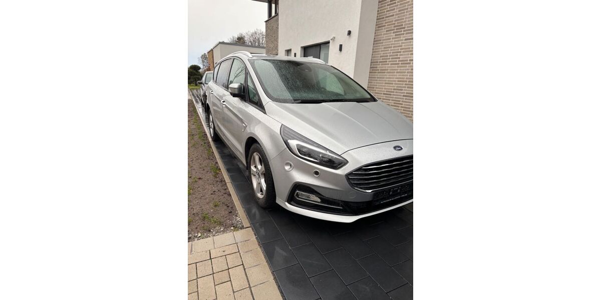 Ford S-Max 79.000 km 13.890 &euro; Delbrück 33129