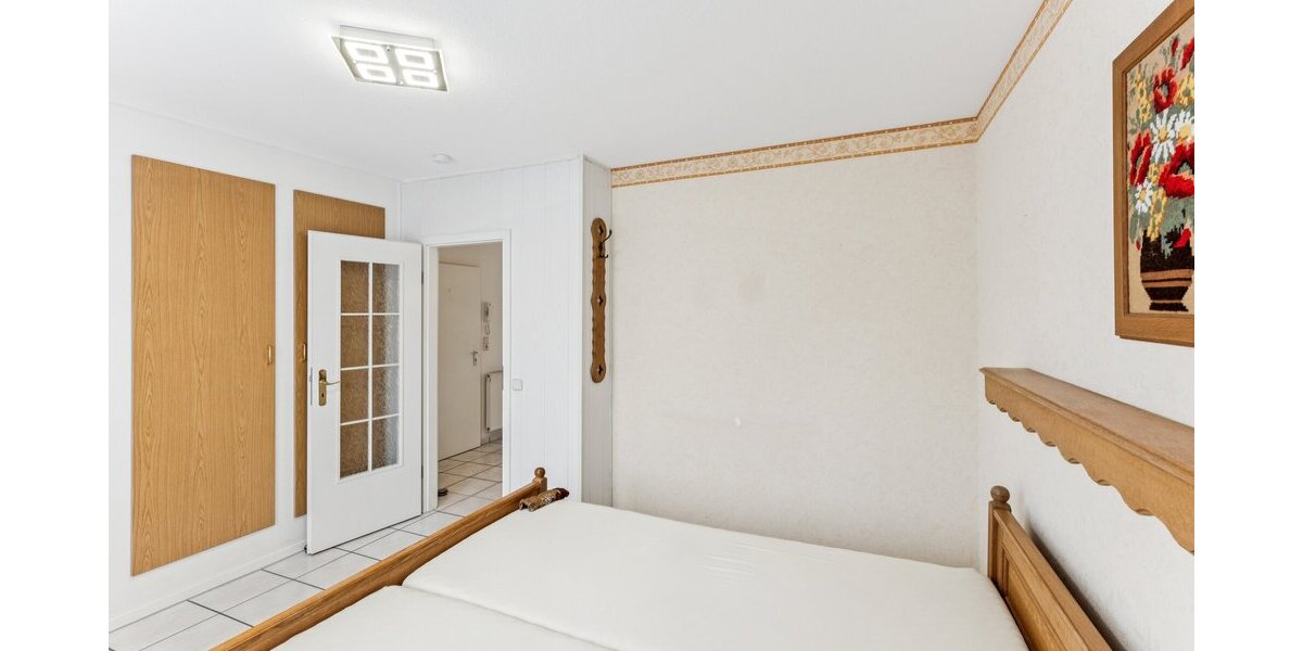 RESERVIERT - Sofort frei: Gepflegte 2-Zimmer-Erdgeschosswohnung mit großem Balkon & Tiefgaragenstellplatz - Erdgeschoßwohnung Bad Sassendorf | Angebot:25851708