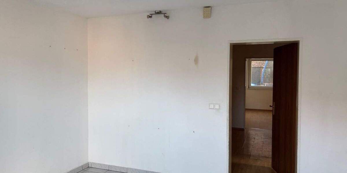 Mehrfamilienhaus, Wohnhaus Büren Ahden - 8 Zimmer, 260 m&sup2;, 235.000&euro; | Angebot:25669557