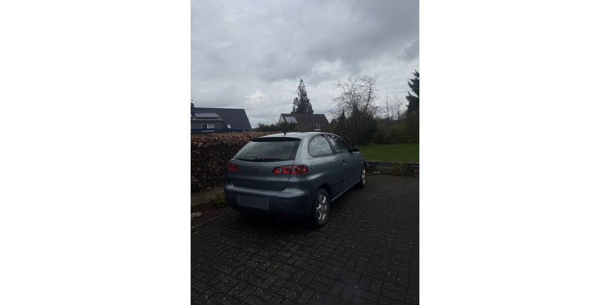 Seat Ibiza 220.000 km 900 &euro; Warstein 59581