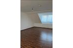Dachgeschoßwohnung Gütersloh - 4 Zimmer, 120 m&sup2;, 900&euro; | Angebot:26689924
