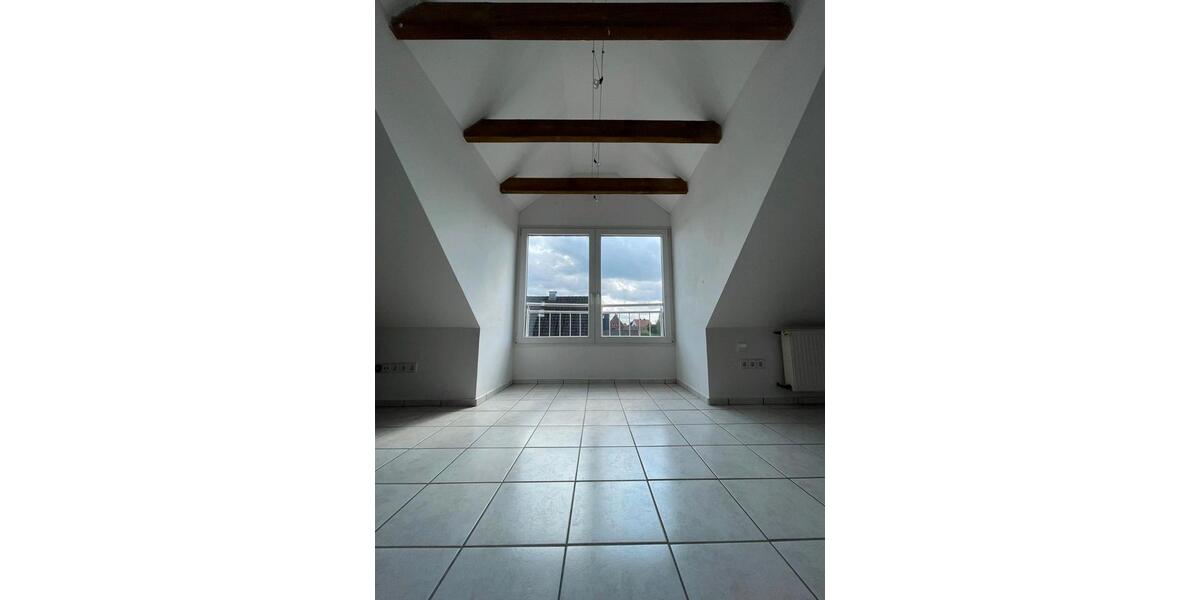 Dachgeschoßwohnung Beckum - 3 Zimmer, 54 m&sup2;, 475&euro; | Angebot:25900228