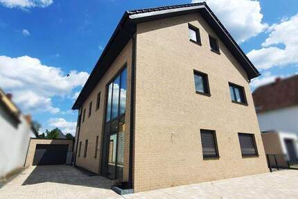 Haus Gütersloh Innenstadt - 6 Zimmer, 247 m&sup2;, 899.000&euro; | Angebot:25663663