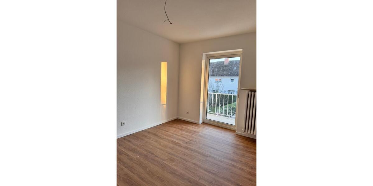 Reihenhaus Lippstadt Overhagen - 6 Zimmer, 151 m&sup2;, 1.450&euro; | Angebot:25795324