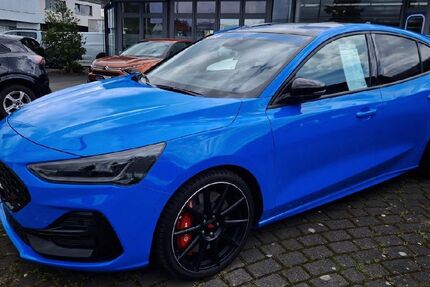 Ford Focus 13.500 km 37.495 &euro; Rheda-Wiedenbrück 33378