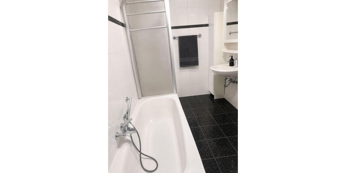 Etagenwohnung Delbrück - 4 Zimmer, 100 m&sup2;, 1.000&euro; | Angebot:26646070