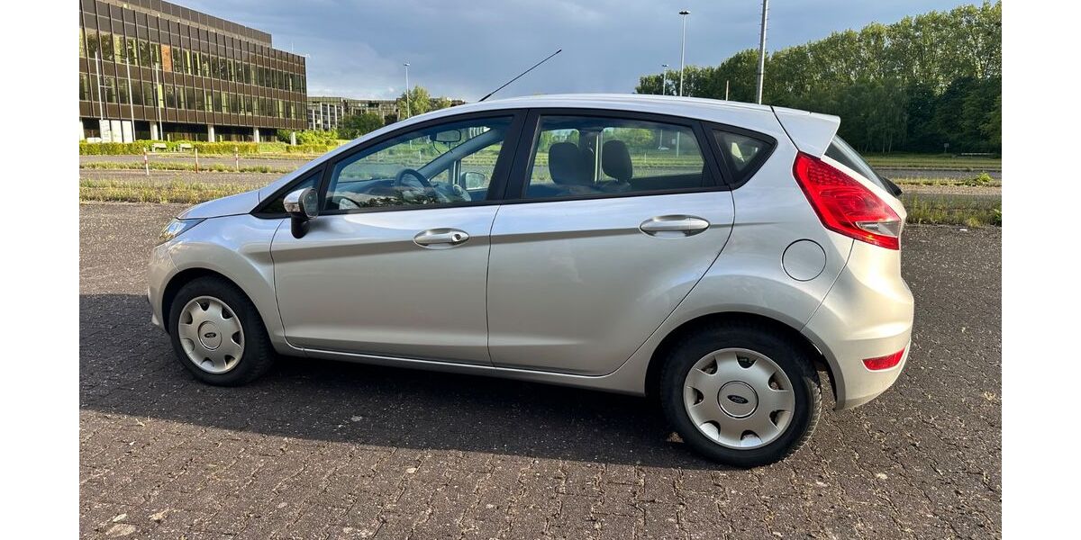 Ford Fiesta 177.000 km 3.000 &euro; Paderborn 33102