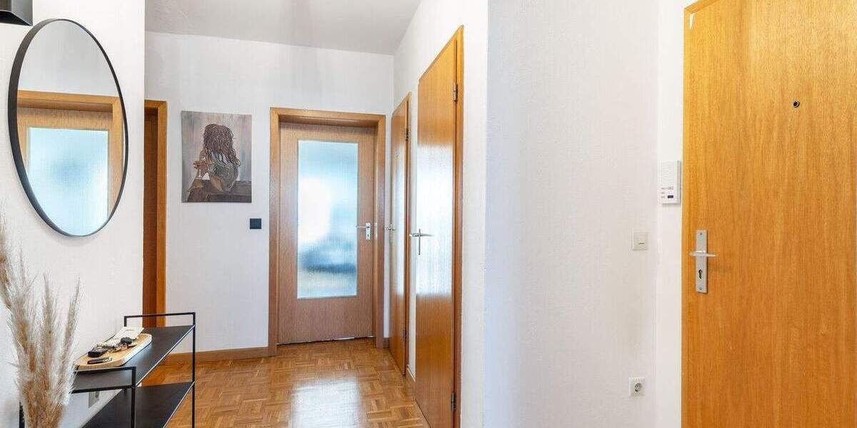 Etagenwohnung Gütersloh Innenstadt - 3 Zimmer, 87 m&sup2;, 179.000&euro; | Angebot:25679058
