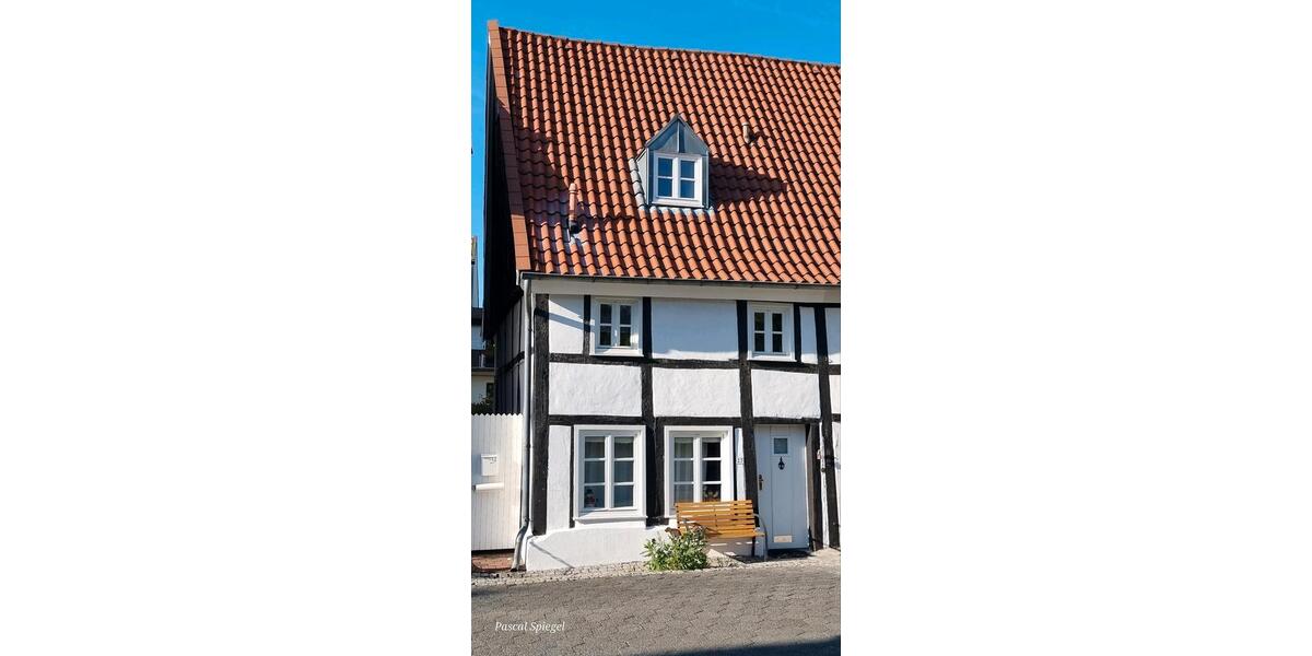Reihenhaus Lippstadt - 3 Zimmer, 110 m&sup2;, 300.000&euro; | Angebot:24293961