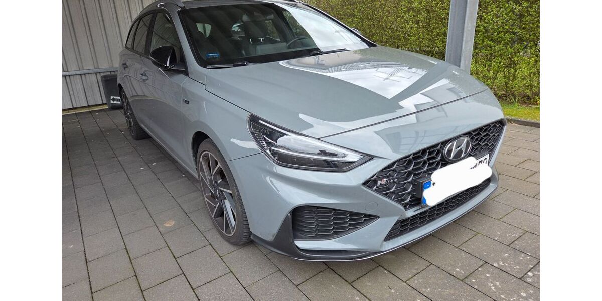 Hyundai i30 91.500 km 16.950 &euro; Paderborn 33106