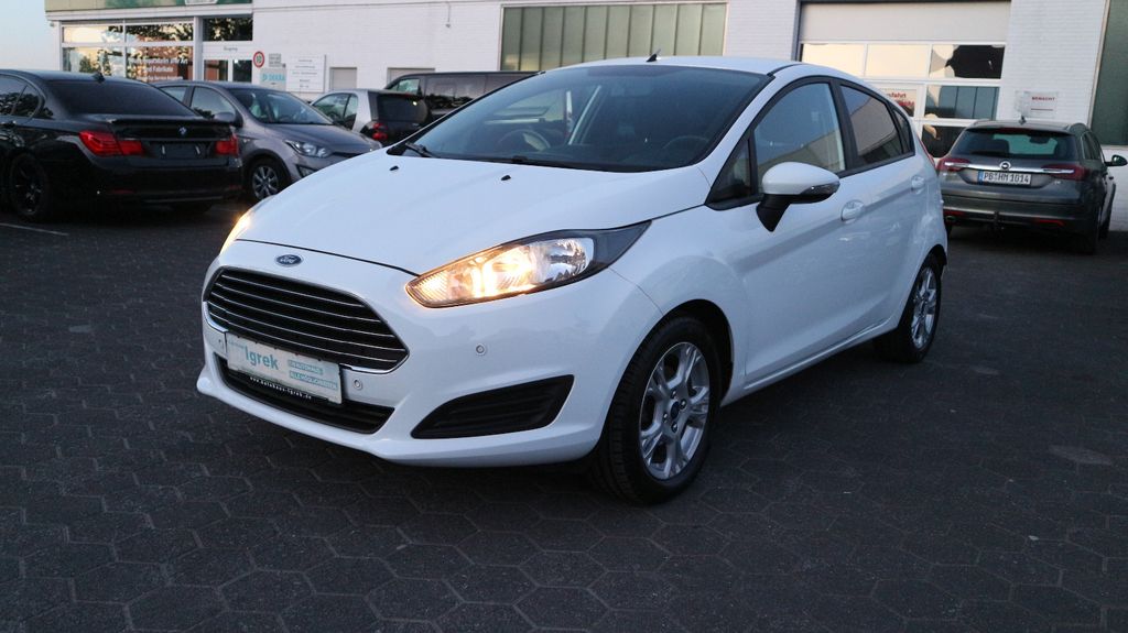 Ford Fiesta 106.744 km 6.990 &euro; Paderborn Schloß-Neuhaus 33104