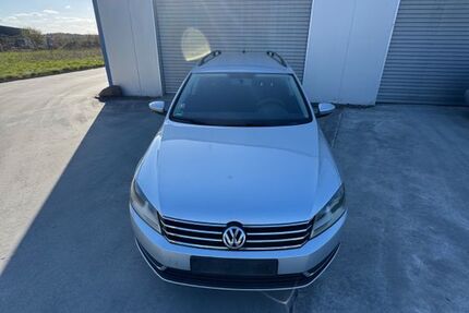 VW Passat Variant 294.000 km 3.000 &euro; Salzkotten 33154