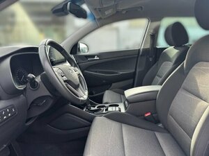 Hyundai TUCSON Premium 4WD 1.6 CRDi DPF EU6d-T+AHK 89.462 km 21.550 &euro; Bad Wünnenberg 33181