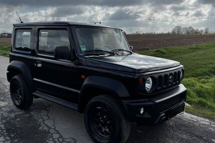 Suzuki Jimny 43.760 km 25.999 &euro; Soest 59494