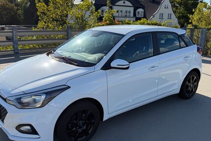 Hyundai i20 99.870 km 9.400 &euro; Gütersloh 33332