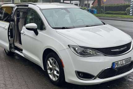 Chrysler Pacifica 136.000 km 17.999 &euro; Borchen 33178