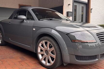 Audi TT 152.000 km 6.490 &euro; Rietberg 33397