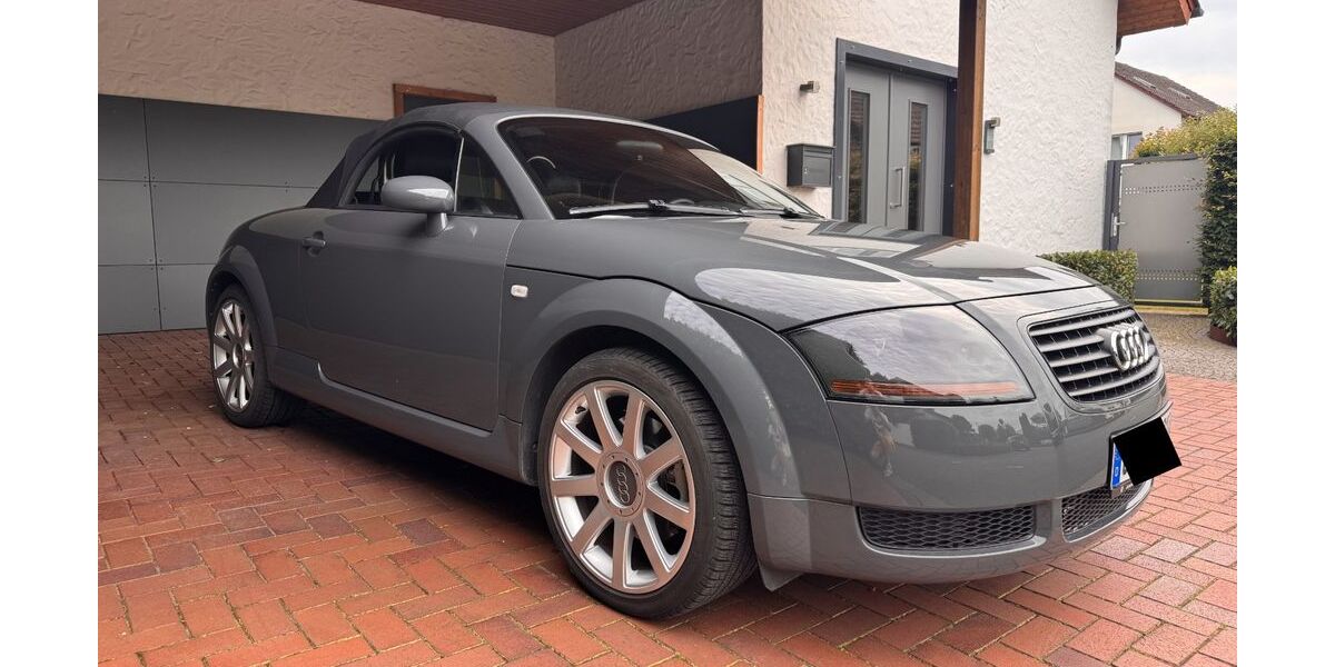 Audi TT 152.000 km 6.490 &euro; Rietberg 33397