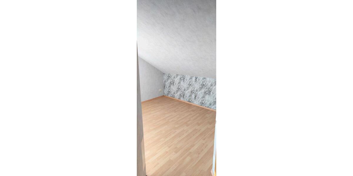 Dachgeschoßwohnung Wadersloh - 3 Zimmer, 70 m&sup2;, 530&euro; | Angebot:25853050