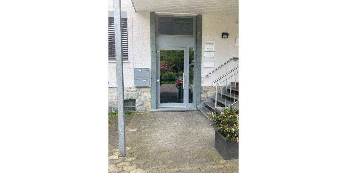 Gewerbeobjekt Erwitte - 6 Zimmer, 115 m&sup2;, 850&euro; | Angebot:25664648