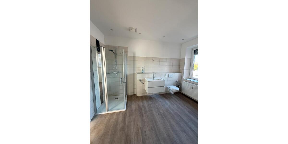 Etagenwohnung Beckum - 2 Zimmer, 115 m&sup2;, 920&euro; | Angebot:26618951