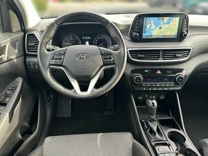 Hyundai TUCSON Premium 4WD 1.6 CRDi DPF EU6d-T+AHK 89.462 km 21.550 &euro; Bad Wünnenberg 33181