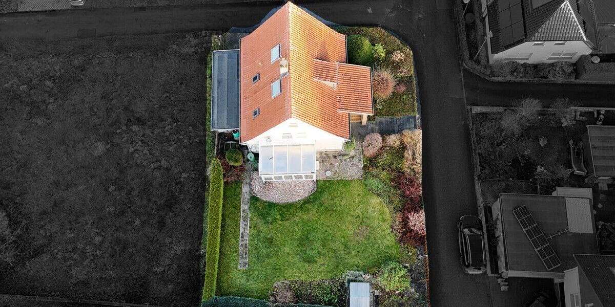 Einfamilienhaus Warstein - 8 Zimmer, 137 m&sup2;, 169.710&euro; | Angebot:25684273