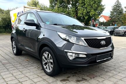 Kia Sportage 149.000 km 11.999 &euro; Paderborn 33104