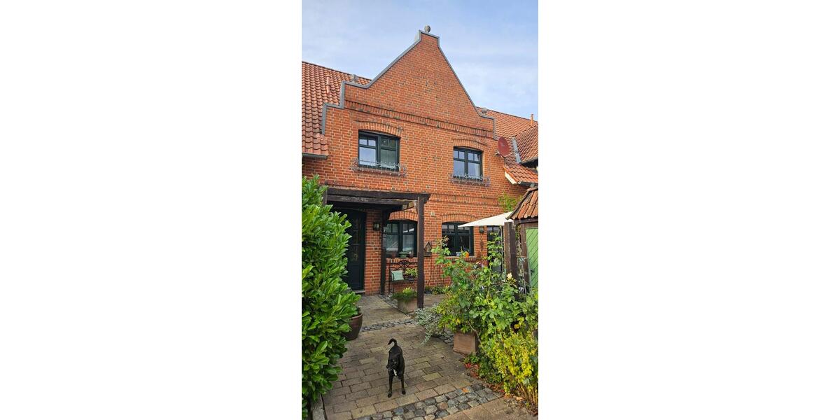 Reihenhaus Lippstadt Garfeln - 5 Zimmer, 150 m&sup2;, 420.000&euro; | Angebot:27285275