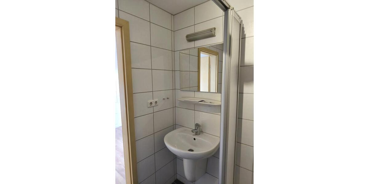 Dachgeschoßwohnung Paderborn - 2 Zimmer, 38 m&sup2;, 490&euro; | Angebot:26656166