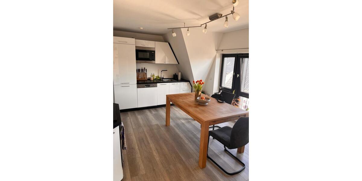 Dachgeschoßwohnung Warstein - 3.5 Zimmer, 82 m&sup2;, 840&euro; | Angebot:25723706