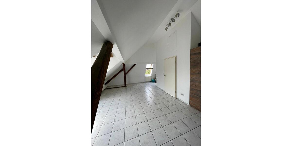 Dachgeschoßwohnung Beckum - 3 Zimmer, 54 m&sup2;, 475&euro; | Angebot:25900228