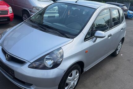 Honda Jazz 80.000 km 3.499 &euro; Paderborn 33100