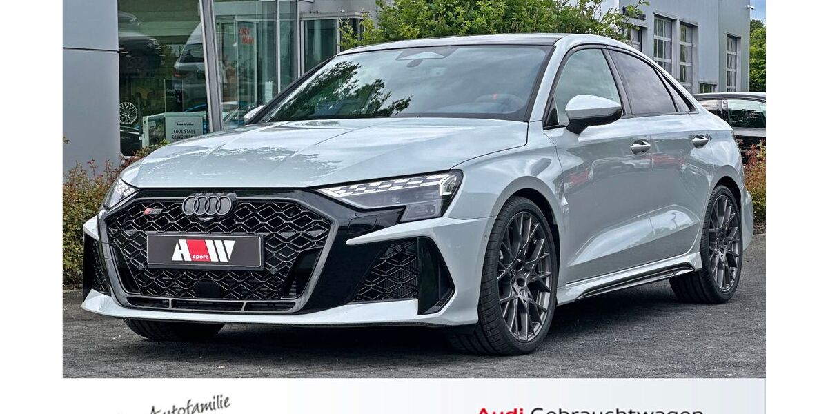 Audi RS3 2.000 km 84.900 &euro; Neubeckum 59269
