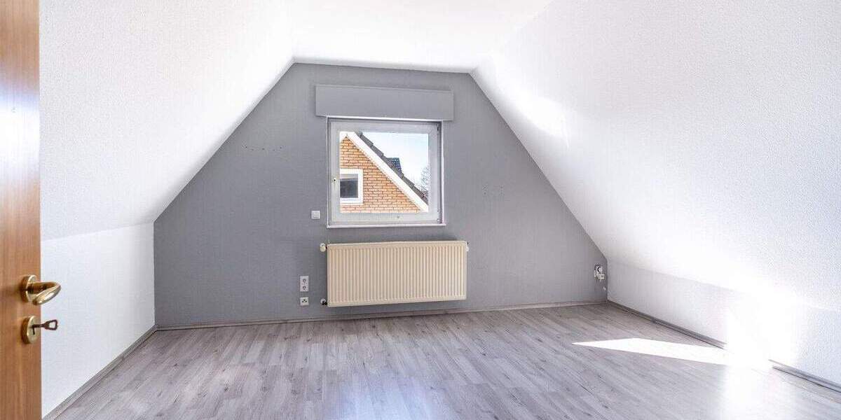 Mehrfamilienhaus, Wohnhaus Gütersloh Innenstadt - 8 Zimmer, 252 m&sup2;, 580.000&euro; | Angebot:25927071