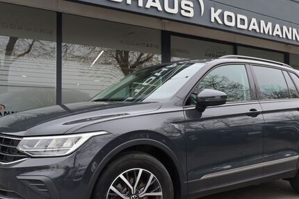 VW Tiguan 76.317 km 23.950 &euro; Rheda-Wiedenbrück 33378