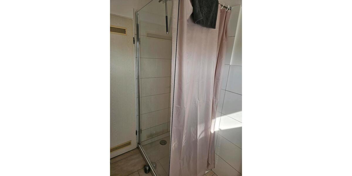 Etagenwohnung Gütersloh - 3 Zimmer, 82 m&sup2;, 670&euro; | Angebot:25852024