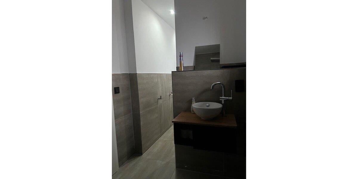 Etagenwohnung Lippstadt Overhagen - 1 Zimmer, 16 m&sup2;, 250&euro; | Angebot:26084390