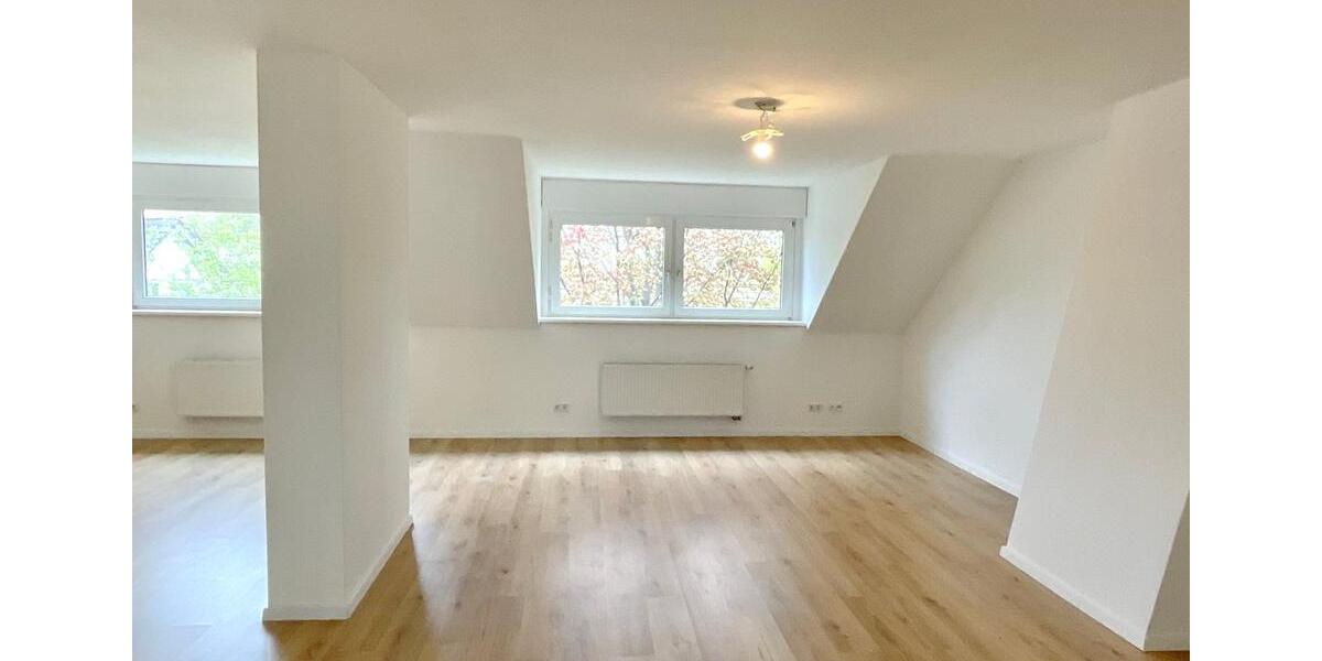 Etagenwohnung Paderborn - 3 Zimmer, 100 m&sup2;, 990&euro; | Angebot:25920224