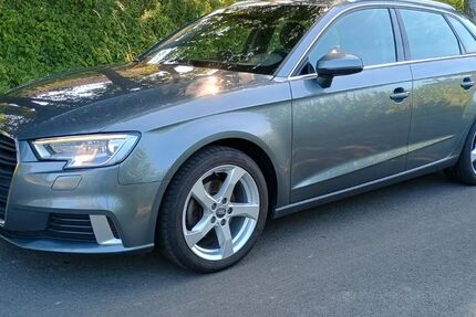 Audi A3 127.200 km 11.590 &euro; Borchen 33178