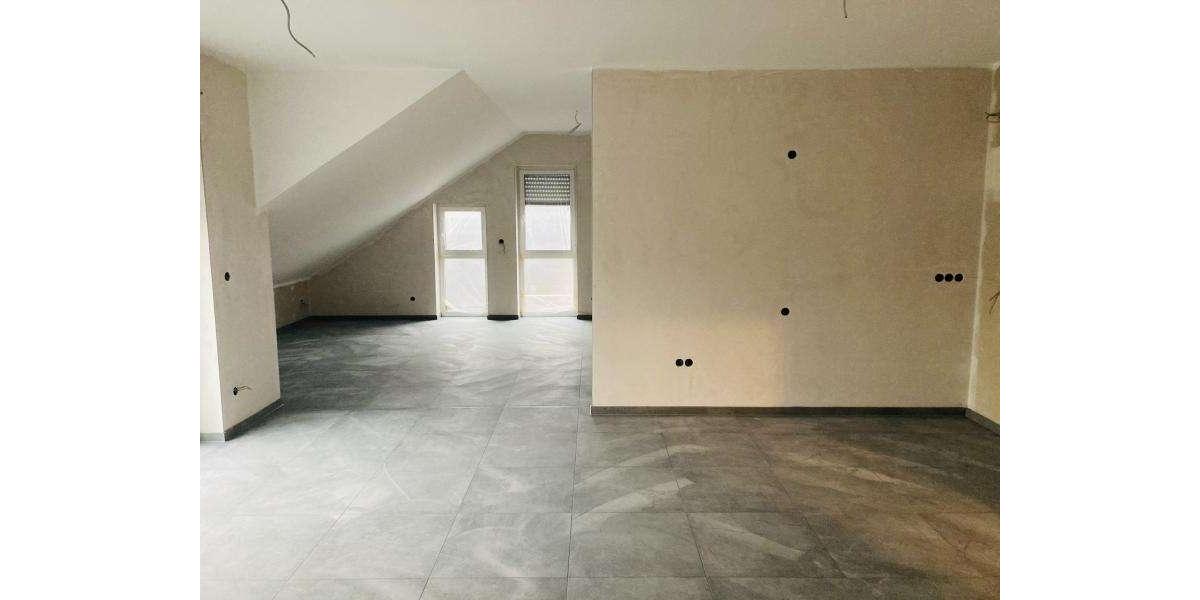 Dachgeschoßwohnung Hövelhof - 3 Zimmer, 97 m&sup2;, 1.150&euro; | Angebot:25853493