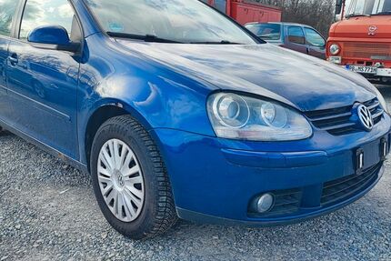 VW Golf 425.000 km 995 &euro; Anröchte 59609