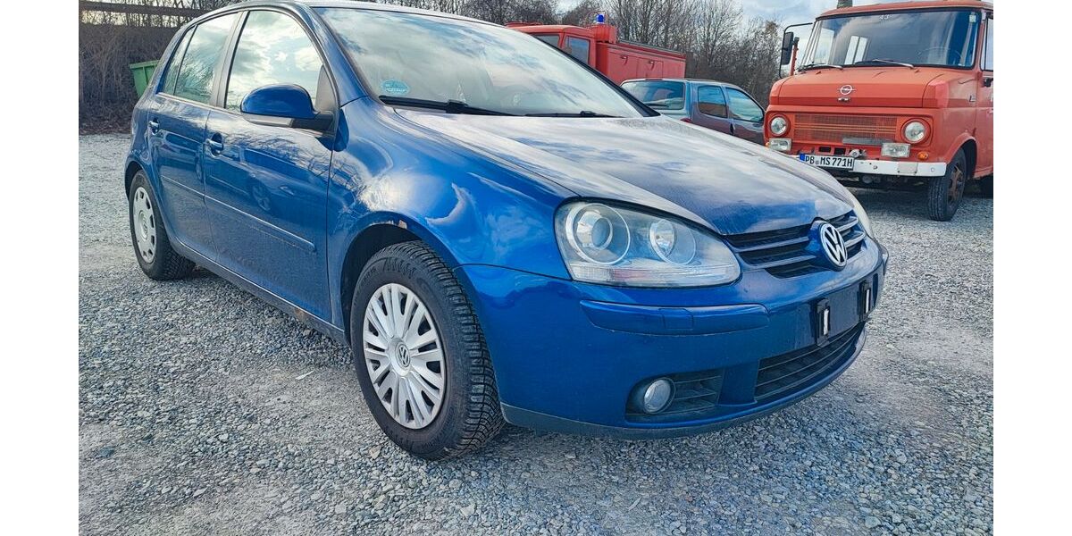 VW Golf 425.000 km 995 &euro; Anröchte 59609